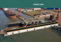 Floating dry dock